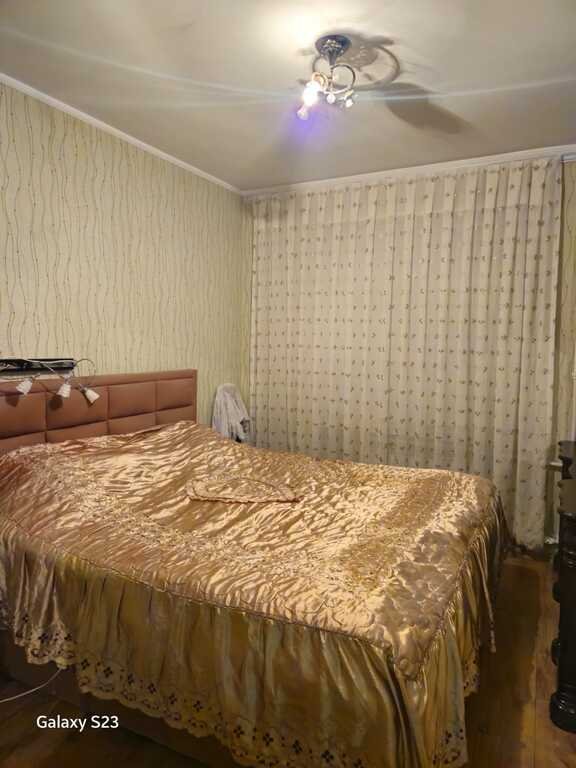 Kirayə verilir 3 otaqlı köhnə tikili, 40 m², Xalqlar dostluğu m.-5