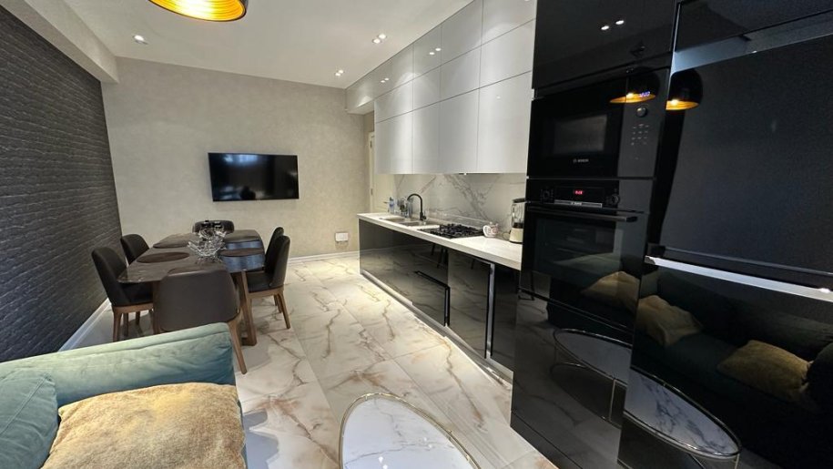 Satılır 3 otaqlı yeni tikili, 200 m², Bayıl-4