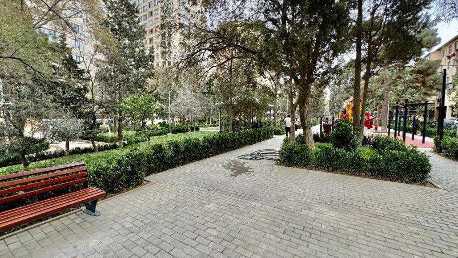 Satılır 2 otaqlı köhnə tikili, 40 m², Azadlıq Prospekti m.-15