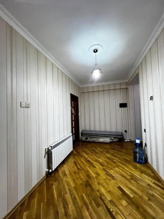 Satılır 3 otaqlı yeni tikili, 111 m², Neftçilər m.-5