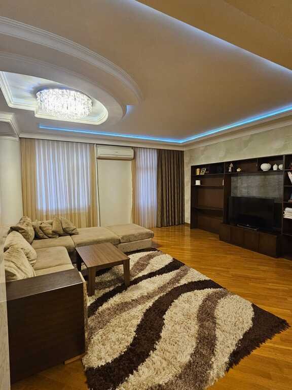 Satılır 3 otaqlı yeni tikili, 170 m², Nəriman Nərimanov m.-5