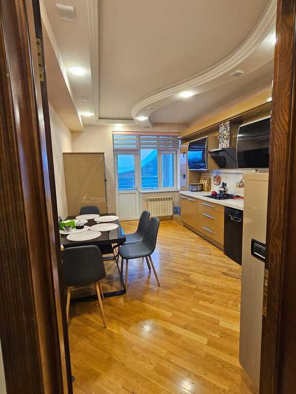 Satılır 3 otaqlı yeni tikili, 170 m², Nəriman Nərimanov m.-12