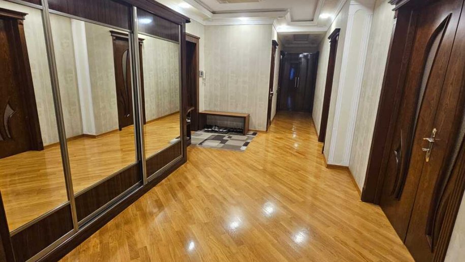 Satılır 3 otaqlı yeni tikili, 170 m², Nəriman Nərimanov m.-14