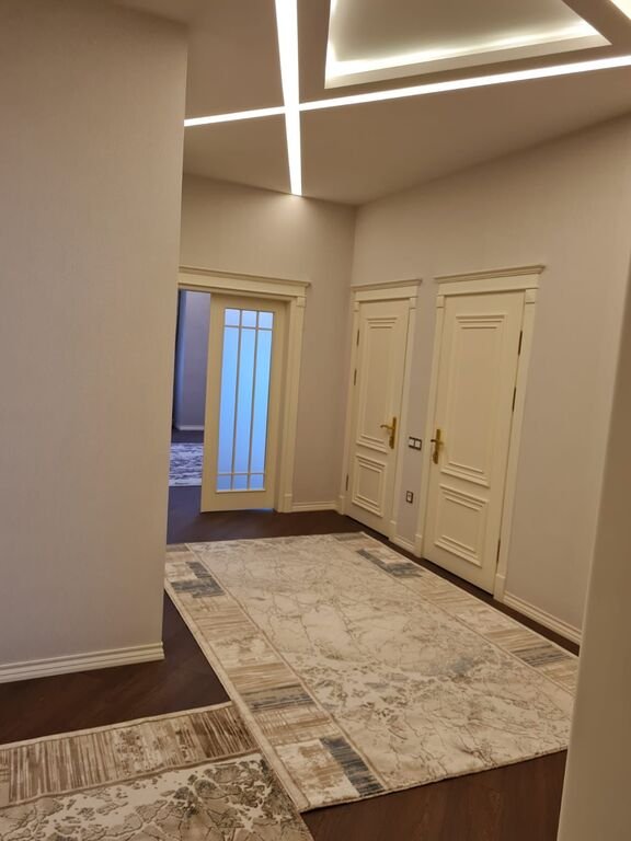 Kirayə verilir 3 otaqlı yeni tikili, 170 m², Xətai m.-1