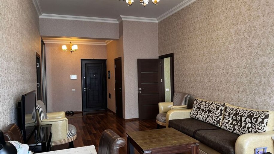 Kirayə verilir 2 otaqlı yeni tikili, 110 m², 28 May m.-2