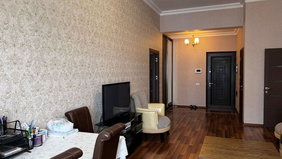 Kirayə verilir 2 otaqlı yeni tikili, 110 m², 28 May m.-3