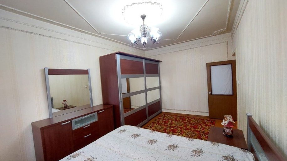 Kirayə verilir 4 otaqlı köhnə tikili, 100 m², Memar Əcəmi m.-4