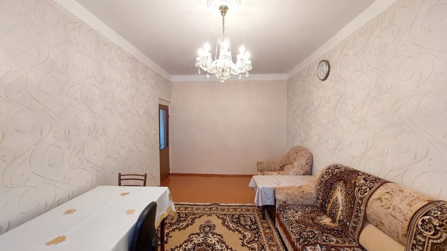 Kirayə verilir 4 otaqlı köhnə tikili, 100 m², Memar Əcəmi m.-8