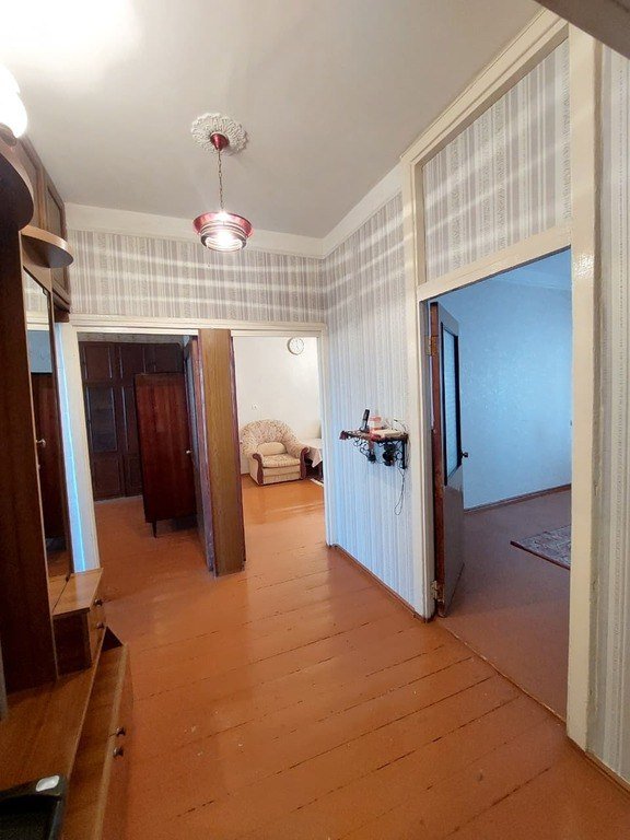 Kirayə verilir 4 otaqlı köhnə tikili, 100 m², Memar Əcəmi m.-11