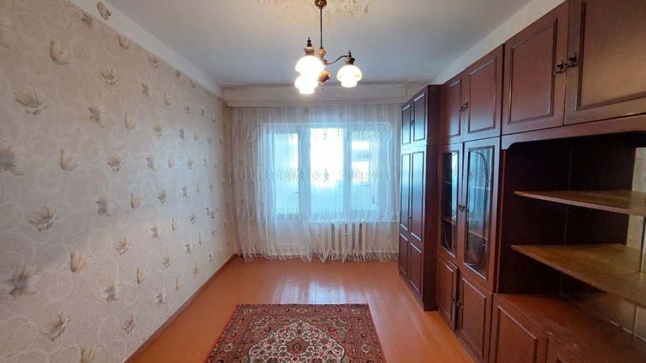Kirayə verilir 4 otaqlı köhnə tikili, 100 m², Memar Əcəmi m.-13