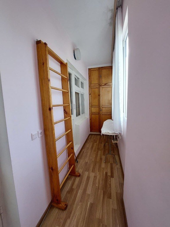 Kirayə verilir 4 otaqlı köhnə tikili, 100 m², Memar Əcəmi m.-22