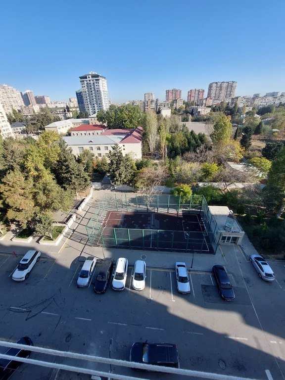 Kirayə verilir 4 otaqlı köhnə tikili, 100 m², Memar Əcəmi m.-26