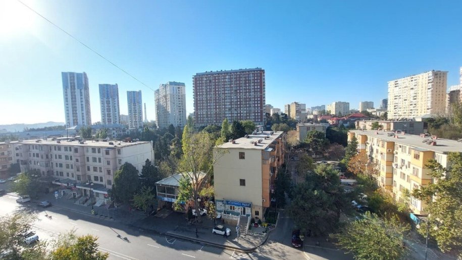 Kirayə verilir 4 otaqlı köhnə tikili, 100 m², Memar Əcəmi m.-27