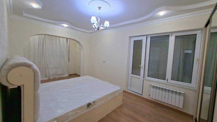 Satılır 3 otaqlı köhnə tikili, 100 m², Nəriman Nərimanov m.-8