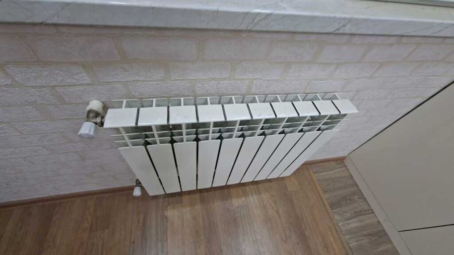 Satılır 3 otaqlı köhnə tikili, 100 m², Nəriman Nərimanov m.-17