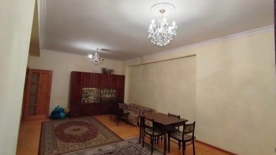 Satılır 3 otaqlı yeni tikili, 107 m², İnşaatçılar m.-1