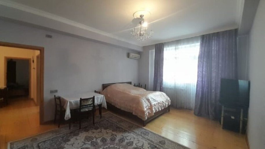Satılır 3 otaqlı yeni tikili, 107 m², İnşaatçılar m.-2