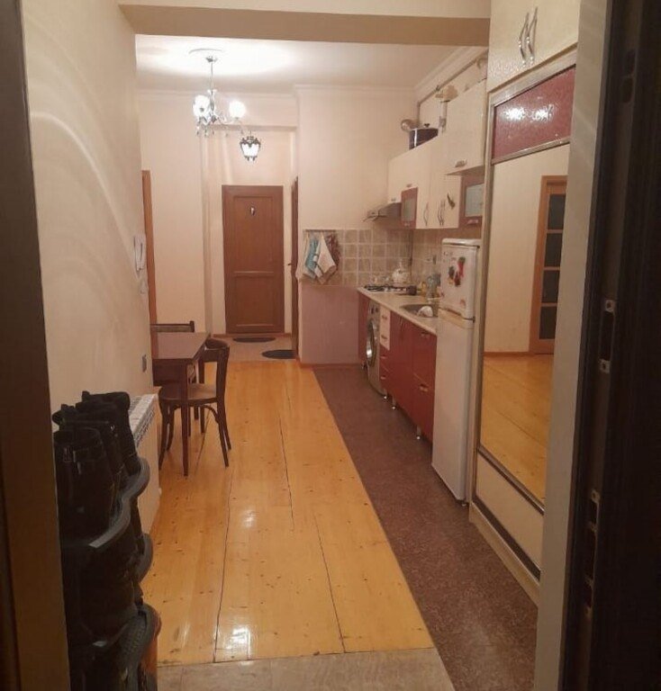 Satılır 3 otaqlı yeni tikili, 107 m², İnşaatçılar m.-5