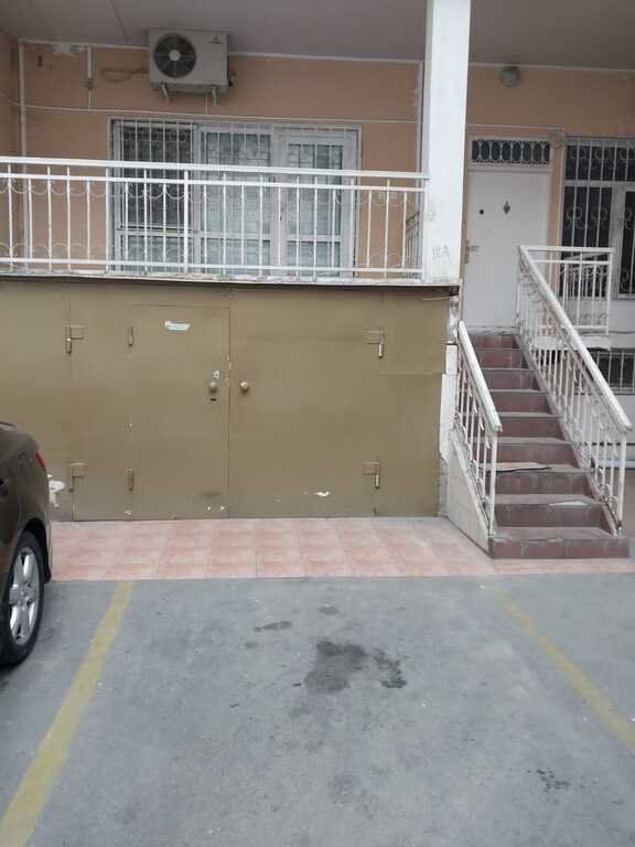 Satılır 9 otaqlı köhnə tikili, 400 m², Sahil m.-24