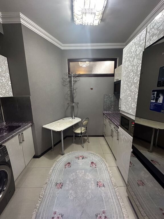 Satılır 2 otaqlı yeni tikili, 68 m², 8-ci mikrorayon-19
