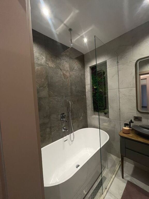 Satılır 2 otaqlı yeni tikili, 103 m², 8 noyabr-21