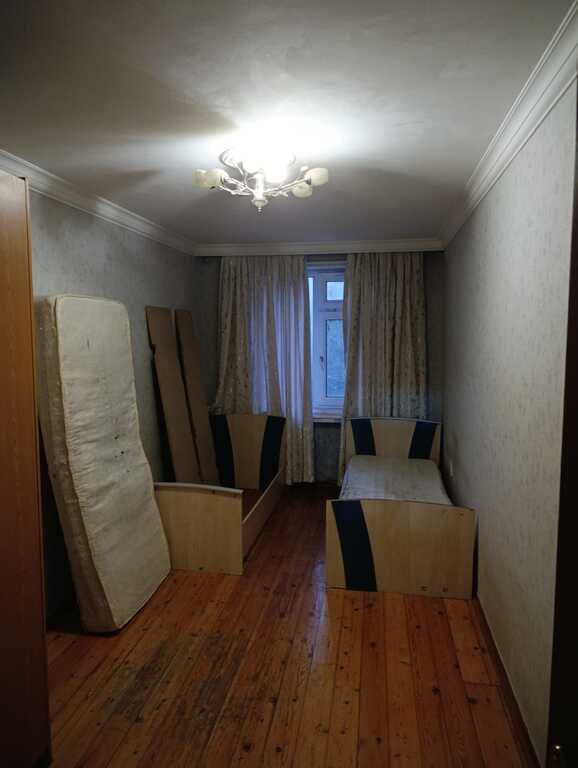 Kirayə verilir 2 otaqlı köhnə tikili, 50 m², İnşaatçılar m.-4