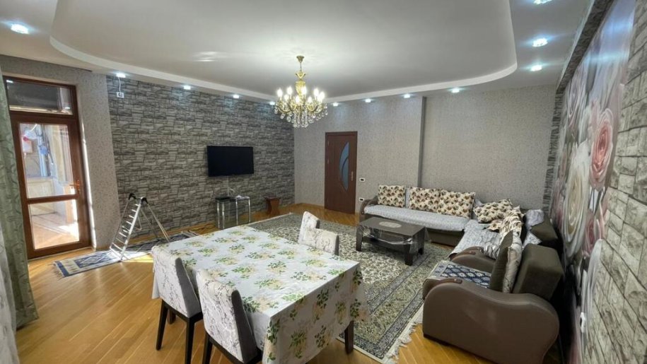 Kirayə verilir 3 otaqlı yeni tikili, 145 m², Xətai m.-3