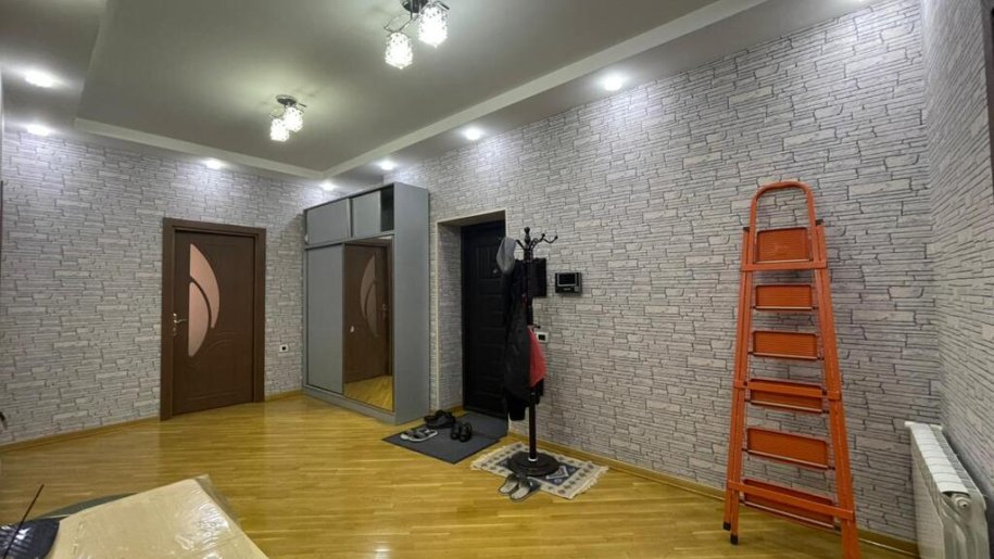 Kirayə verilir 3 otaqlı yeni tikili, 145 m², Xətai m.-9