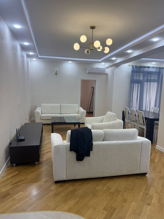 Kirayə verilir 3 otaqlı yeni tikili, 80 m², Xətai m.-4
