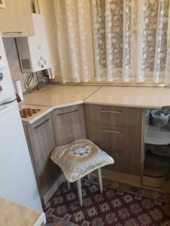 Satılır 2 otaqlı köhnə tikili, 35 m², 8-ci kilometr-9