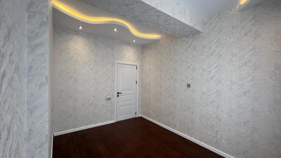 Satılır 3 otaqlı yeni tikili, 100 m², Qara Qarayev m.-8