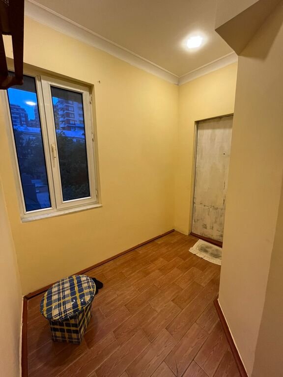 Satılır 2 otaqlı köhnə tikili, 64 m², Nizami m.-7