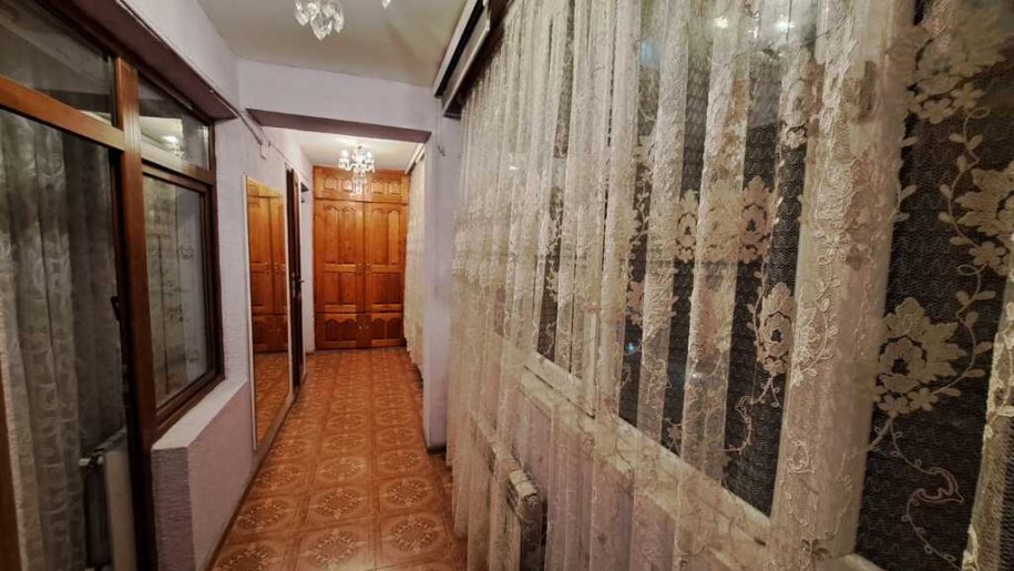Satılır 4 otaqlı köhnə tikili, 145 m², Elmlər Akademiyası m.-5