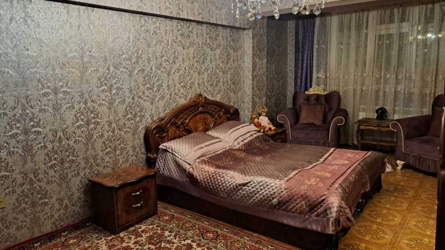 Satılır 4 otaqlı köhnə tikili, 145 m², Elmlər Akademiyası m.-11