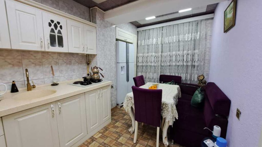 Satılır 4 otaqlı köhnə tikili, 145 m², Elmlər Akademiyası m.-18