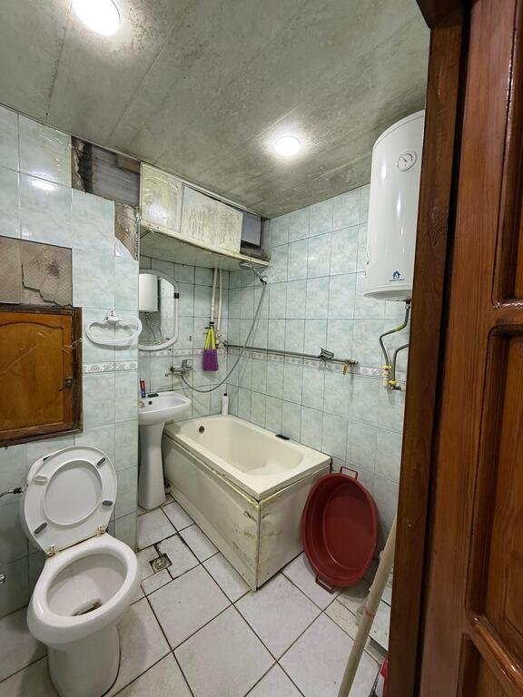 Satılır 2 otaqlı köhnə tikili, 40 m², Həzi Aslanov m.-3