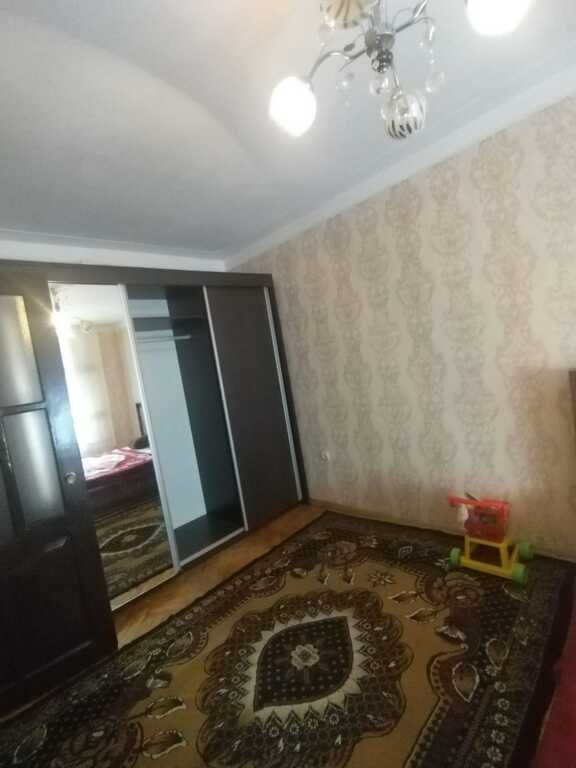 Satılır 3 otaqlı köhnə tikili, 62 m², Həzi Aslanov m.-11