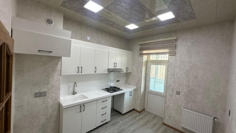 Kirayə verilir 3 otaqlı köhnə tikili, 170 m², Nərimanov-1