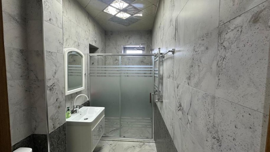 Kirayə verilir 3 otaqlı köhnə tikili, 170 m², Nərimanov-2