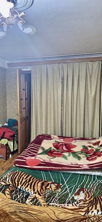 Satılır 3 otaqlı köhnə tikili, 85 m², Qara Qarayev m.-10