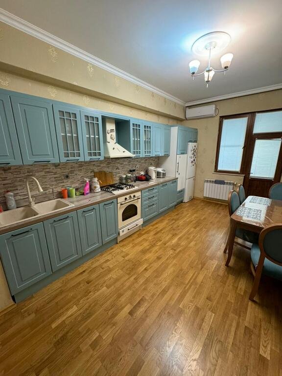 Kirayə verilir 3 otaqlı yeni tikili, 120 m², Bayıl-9