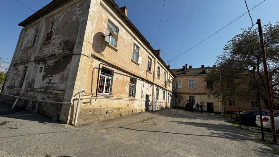 Satılır 2 otaqlı köhnə tikili, 45 m², Bakıxanov (Razin)-1