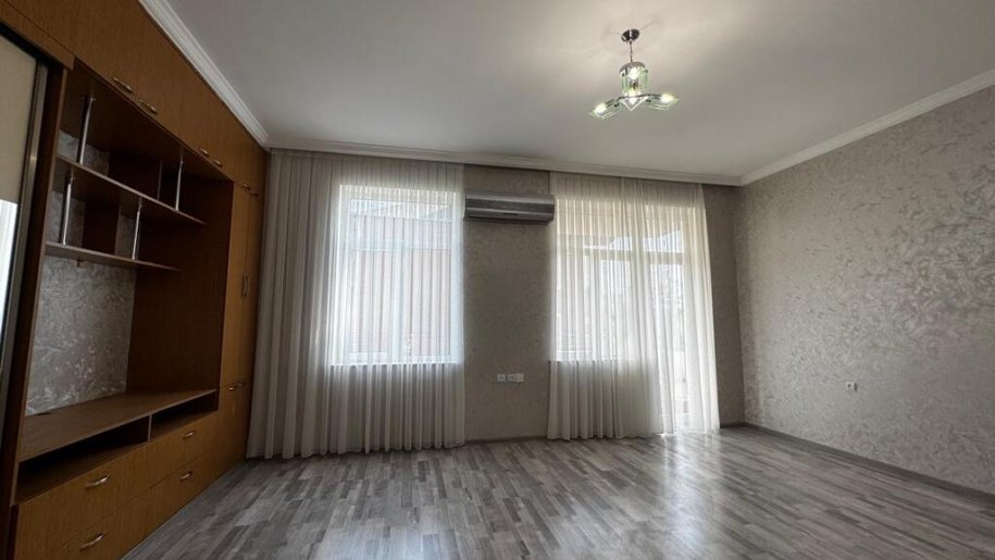 Satılır 2 otaqlı köhnə tikili, 45 m², Bakıxanov (Razin)-9
