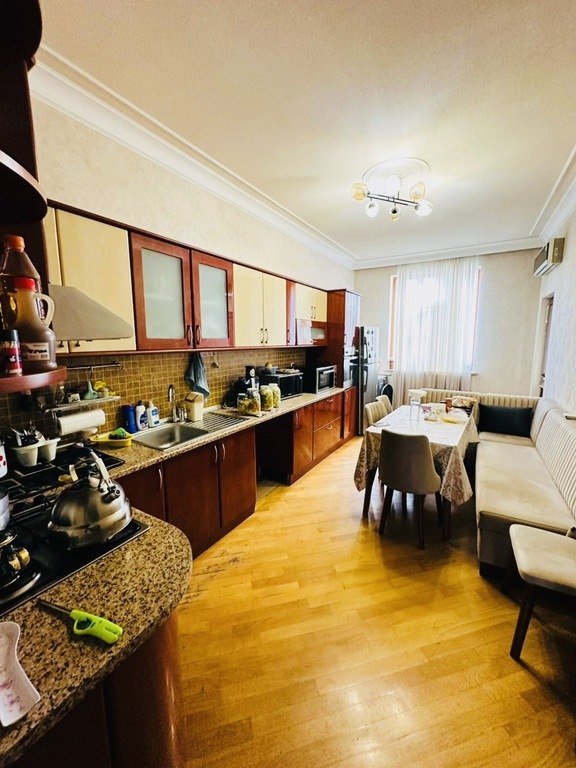 Satılır 3 otaqlı yeni tikili, 125 m², Neftçilər m.-9