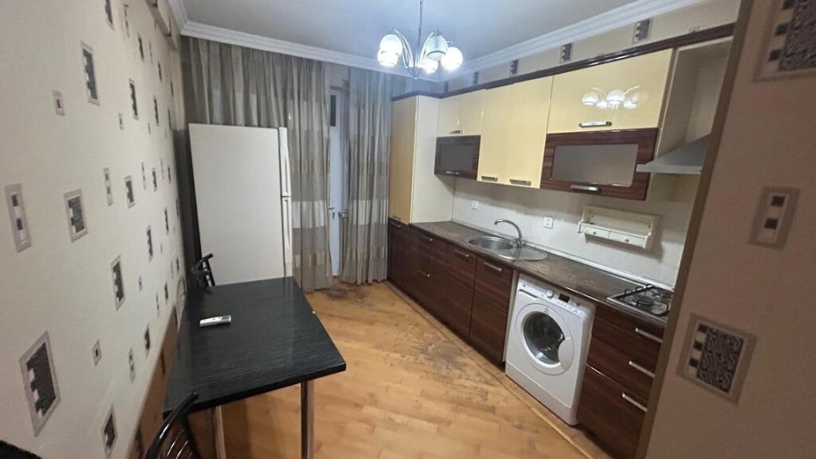 Kirayə verilir 2 otaqlı yeni tikili, 80 m², Bakıxanov (Razin)-4