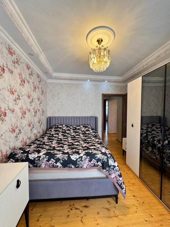 Satılır 3 otaqlı köhnə tikili, 75 m², Həzi Aslanov m.-6
