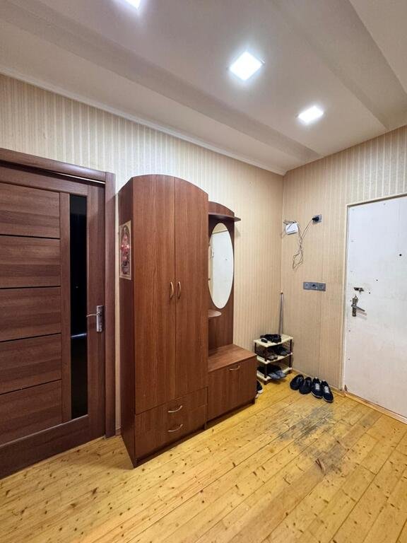 Satılır 3 otaqlı köhnə tikili, 75 m², Həzi Aslanov m.-16