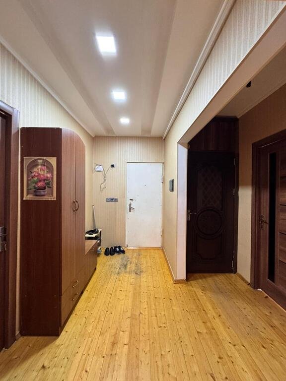 Satılır 3 otaqlı köhnə tikili, 75 m², Həzi Aslanov m.-18