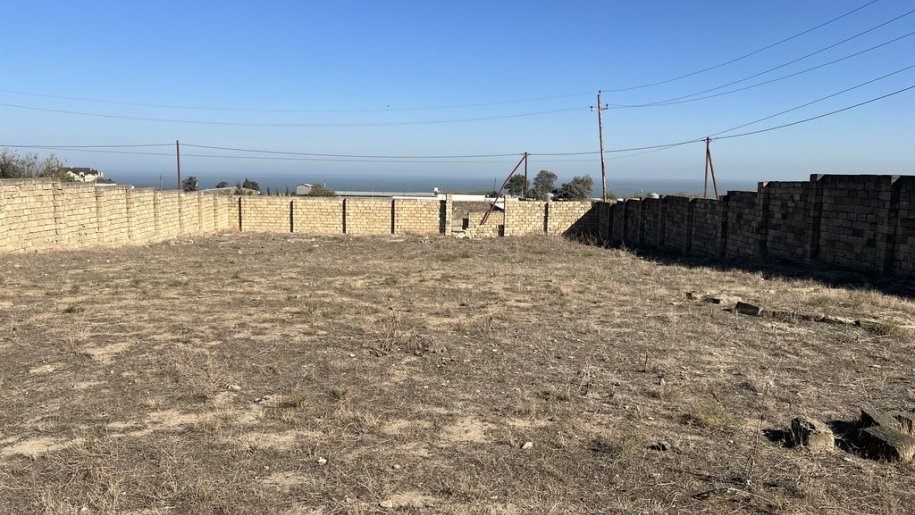 12 sot torpaq satılır, Novxanı-2