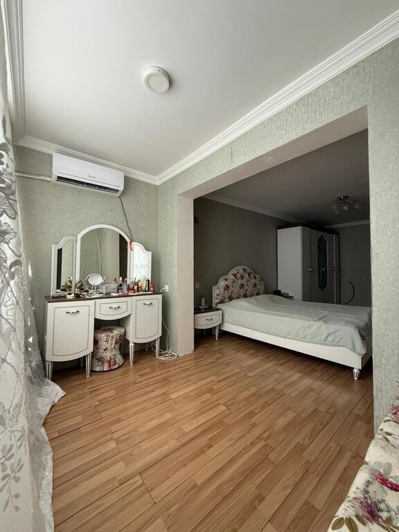 Satılır 4 otaqlı köhnə tikili, 95 m², Xalqlar dostluğu m.-2